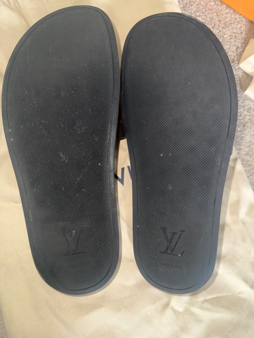 Louis Vuitton waterfront mules - Picture 2 of 5